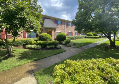 Exterior home Waterford Apartments