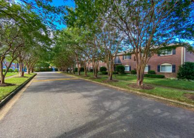 Exterior home Waterford Apartments